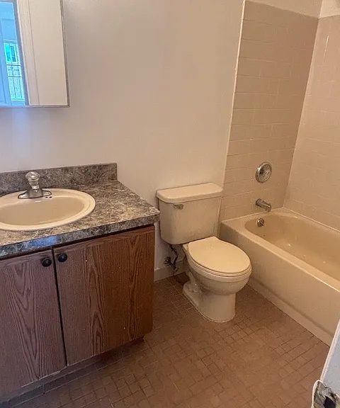 203 White Plains Rd #2 — Photo 6