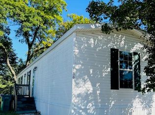 130 Scarlet Oak Ln, Oxford, MI 48371