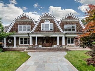 68 Wheatley Rd, Glen Head, NY 11545