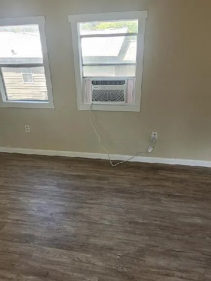 882 E Chestnut Ave — Photo 1