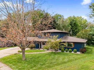 1012 16th Ave, Coralville, IA 52241