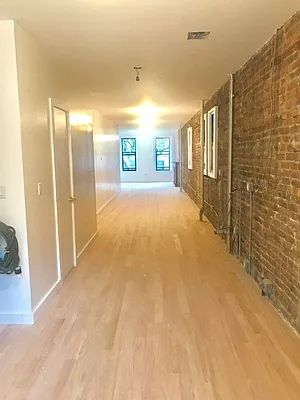 Rented by Brooklyn Bridge | media 32