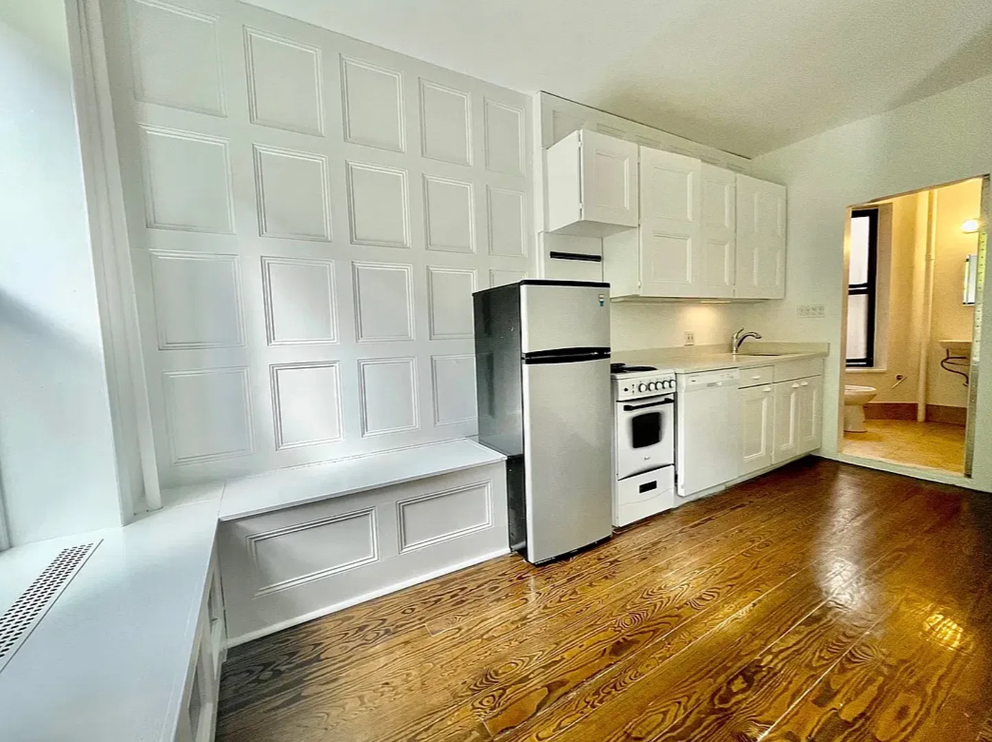 38 MacDougal Street — Photo 2