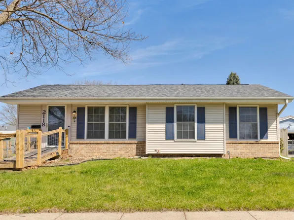 2118 N 4th Ave E, Newton, IA 50208