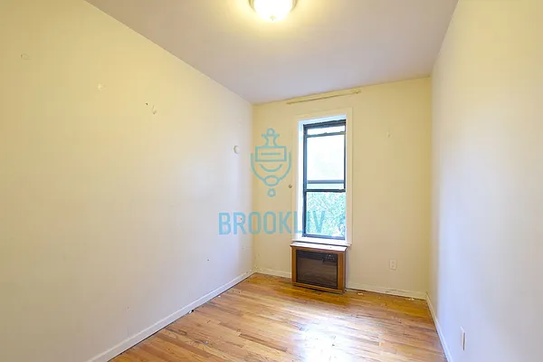 Rented by null | media 31