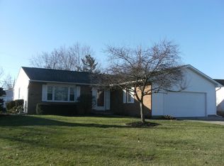 681 Fairlawn Dr, Circleville, OH 43113