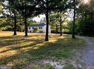 1079 N Timber Ridge Rd, Cross Junction, VA 22625