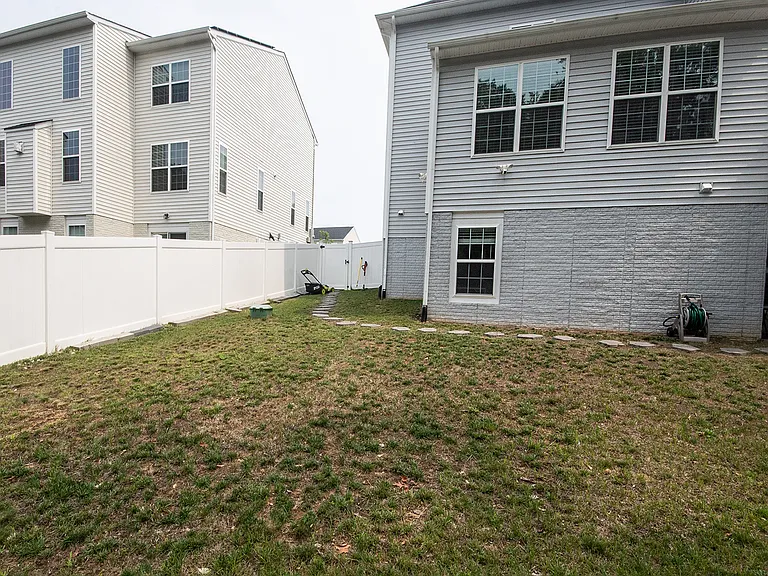 225 Brafferton Blvd #BASEMENT — Photo 22