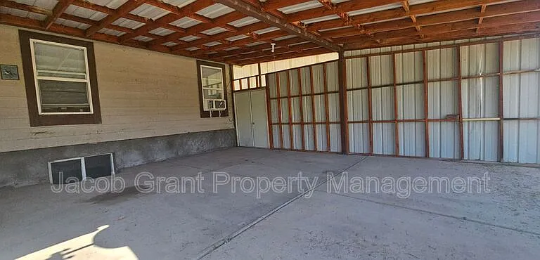 5023 E Walker Ave #B — Photo 1