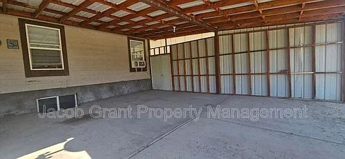 5023 E Walker Ave Photo 1