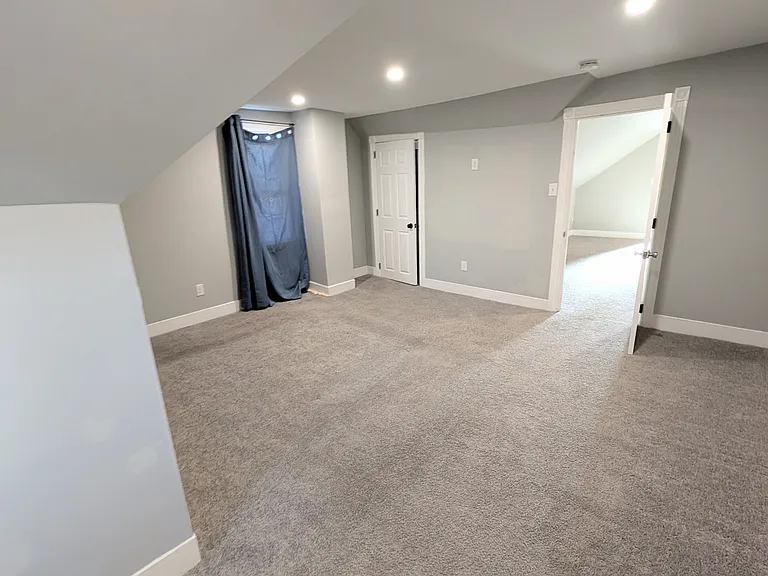 1744 Kings Hwy — Photo 6
