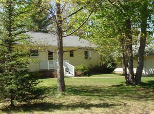 2102 Spruce Ln, Houghton, MI 49931