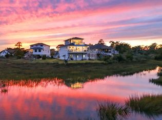 916 Calamanda Court, Morehead City, NC 28557