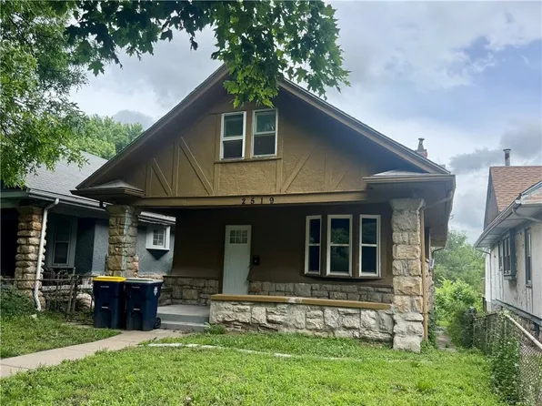 2519 College Ave, Kansas City, MO 64127