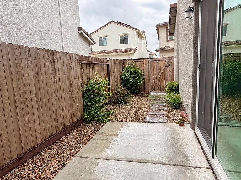 5080 Molino Cir — Photo 18