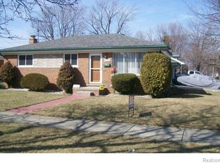 21531 E Twelve Mile Rd, Saint Clair Shores, MI 48081