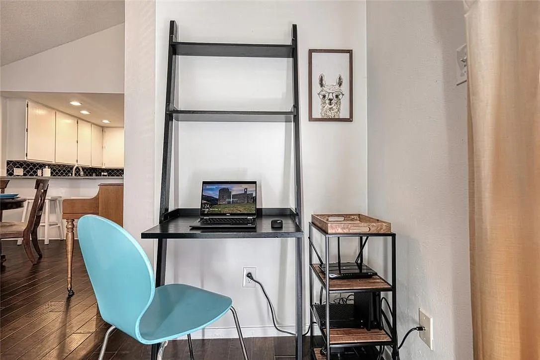 1 bed, 1.0 bath, 770 sqft, $1,750 — Photo 4