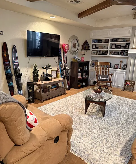 3508 Kings Way — Photo 4