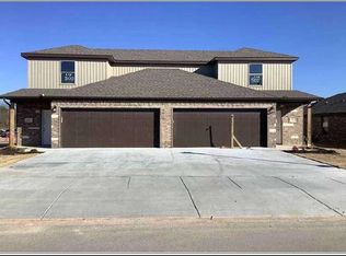 500 Vee St #502, Centerton, AR 72719