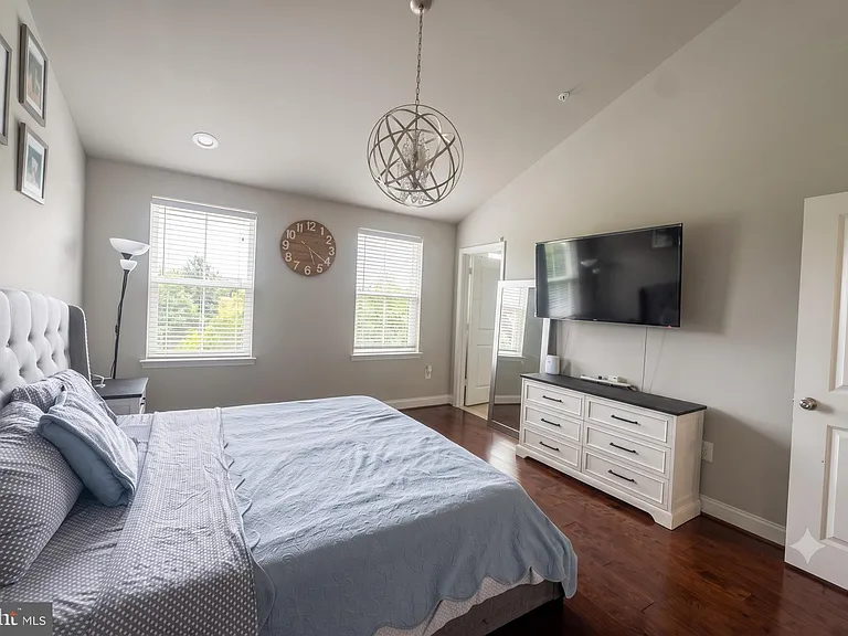 22494 Newcut Rd — Photo 20