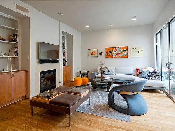5th image of 4318 Gilbert Ave