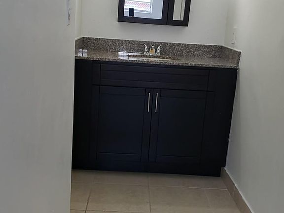 5th image of 1015 NW 45th Ave APT 104