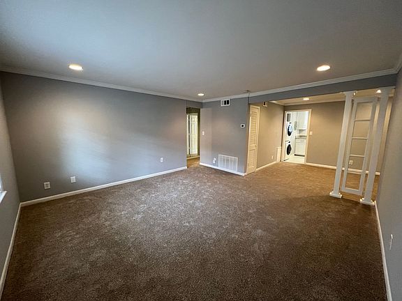 5th image of 3057 Pharr Ct N #G-2