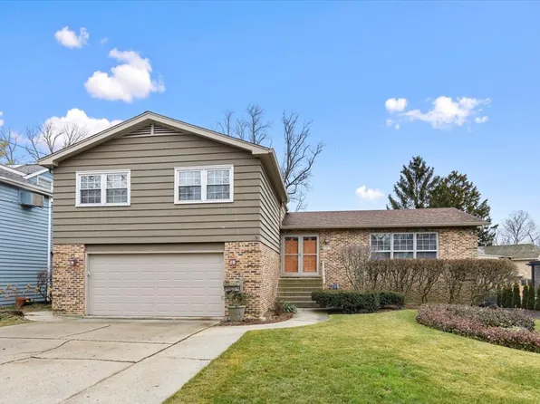 180 Bloom St, Highland Park, IL 60035