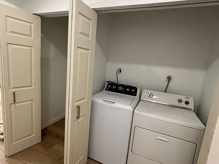 2 Alice Ct — Photo 10