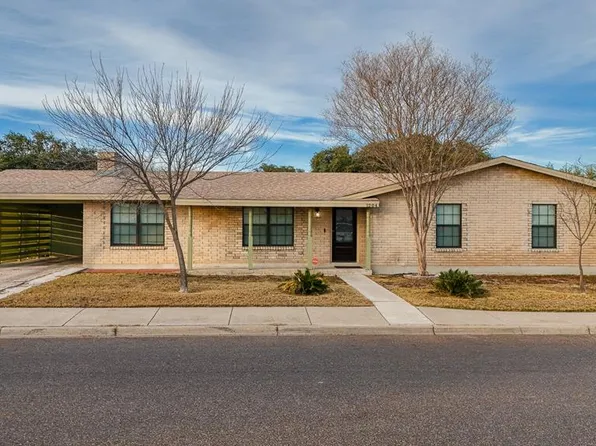 1204 Winding Ridge Dr, Eagle Pass, TX 78852