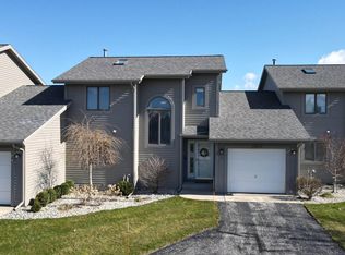 6350 Ridge Dr UNIT 14, Benzonia, MI 49616