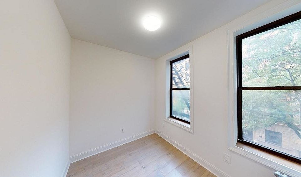 1st image of 206 W 80th St #4E