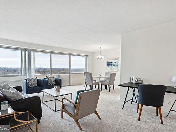 4th image of 4515 Willard Ave APT 1907S