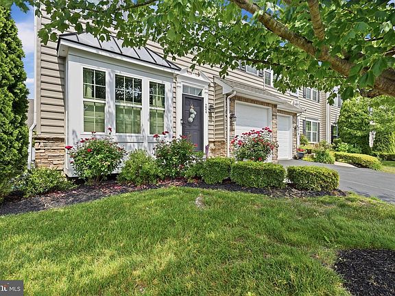 2nd image of 224 Anita Ct