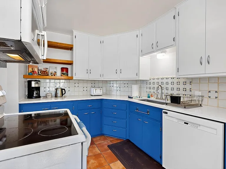 735 Jefferson St NE — Photo 12