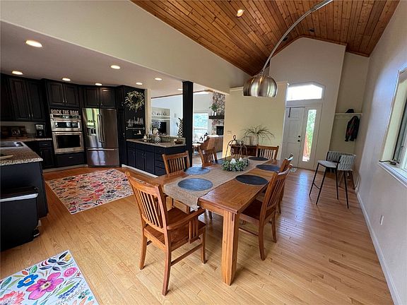 4th image of 1735 Clubhouse Drive UNIT 2