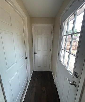 4th image of 4403 McNiel Ave