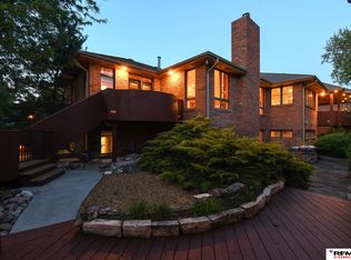 4845 Old Creek Rd, Lincoln, NE 68516