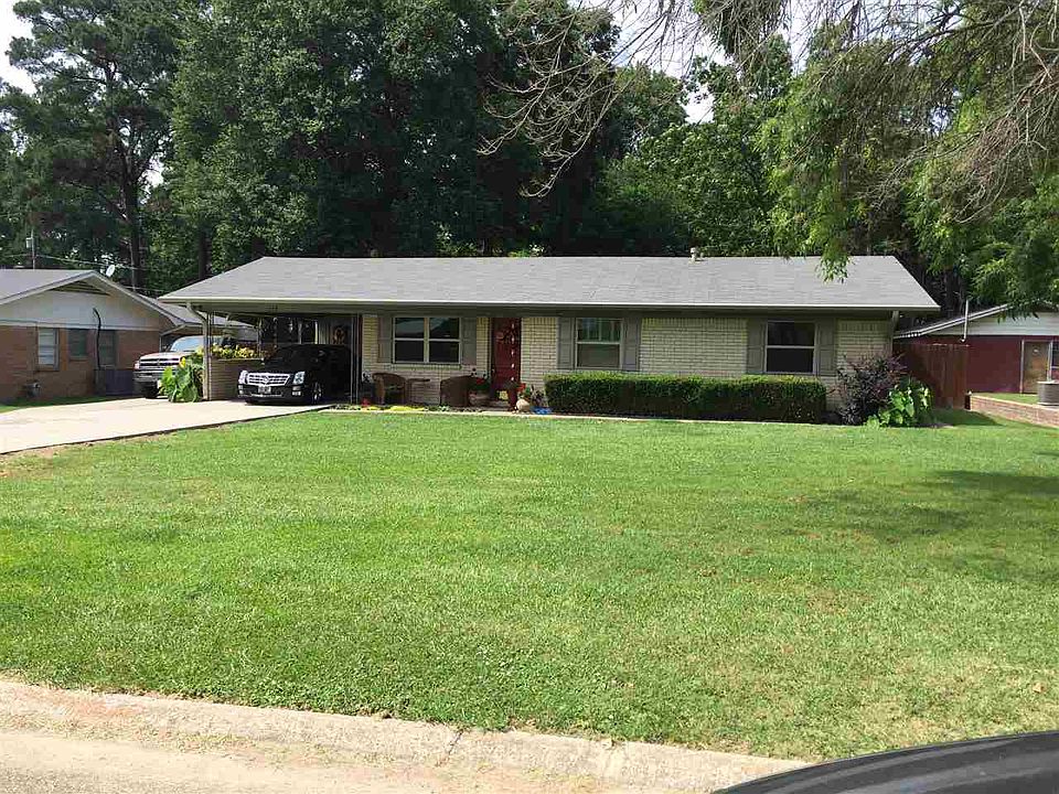 1st image of 529 Bentley Dr
