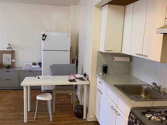 5th image of 64-48 Booth St #33