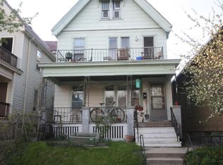 1124 E Clarke St #2, Milwaukee, WI 53212