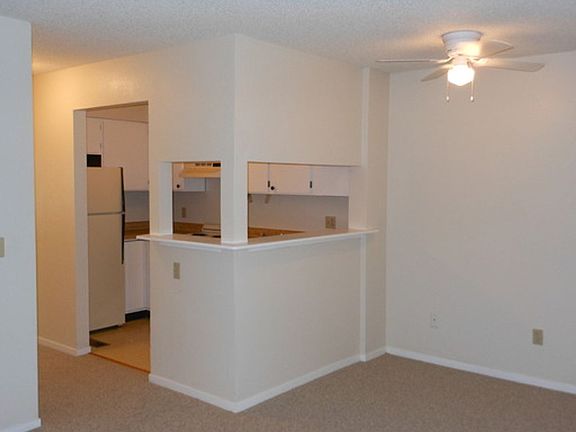 3rd image of 1250 Salem Pl APT 11