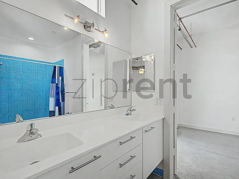 103 SE 4th Ave #203 — Photo 20