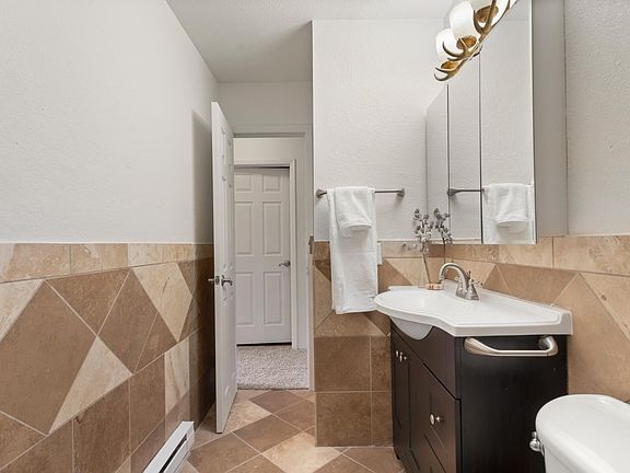 4th image of 2717 Glenwood Dr #10