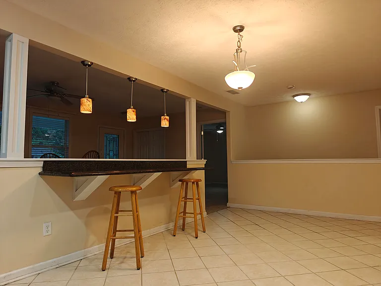 227 Schilling St — Photo 6