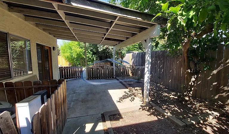 1744 Greengate St — Photo 21