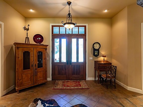 4th image of 4076 Comanche Trace Dr
