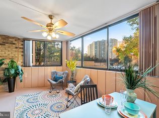 5904 Mount Eagle Dr APT 201, Alexandria, VA