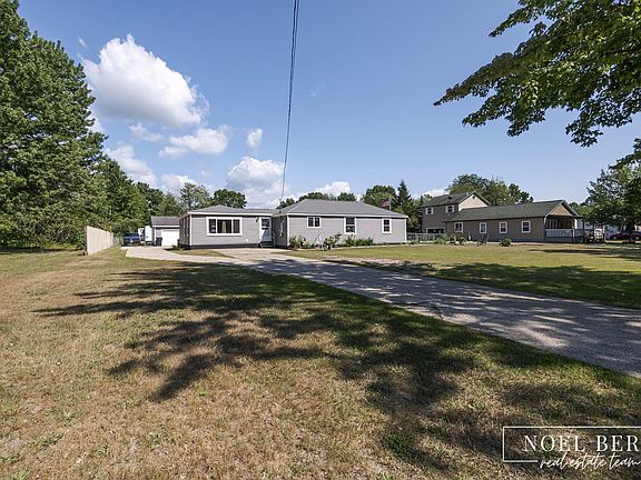 2nd image of 1104 S Drent Rd