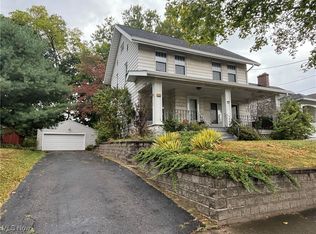 1080 Clifton Ave, Akron, OH 44310